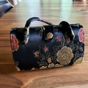 Chinese silk evening bag- vintage - fabulous shape